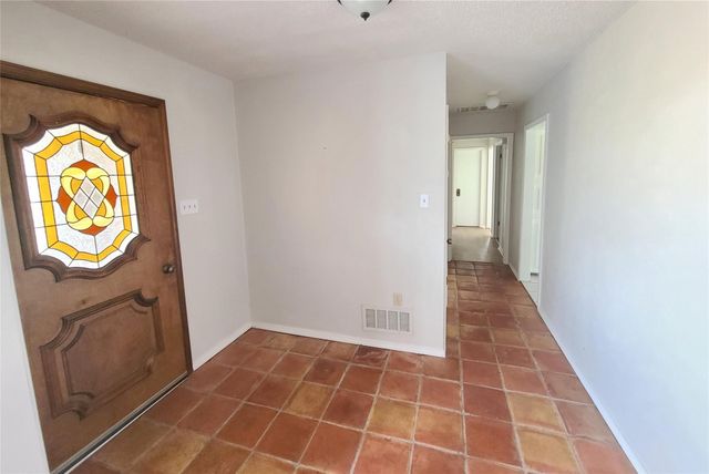 7519 Ravenswood Road, Granbury, TX 76049