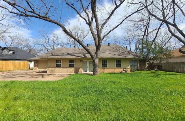 7519 Ravenswood Road, Granbury, TX 76049