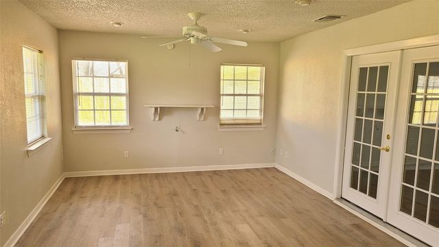 7519 Ravenswood Road, Granbury, TX 76049