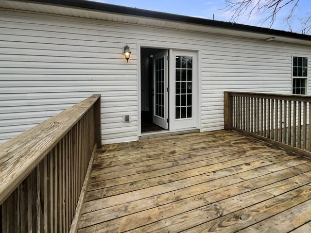 817 N Brown St, Springfield, TN 37172