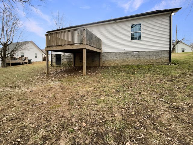 817 N Brown St, Springfield, TN 37172