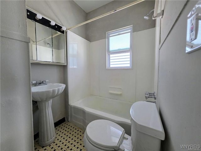 1042 Elmwood Avenue, Buffalo, NY 14222