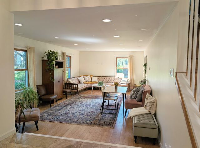 13310 N Red Coat Drive, Lemont, IL 60439