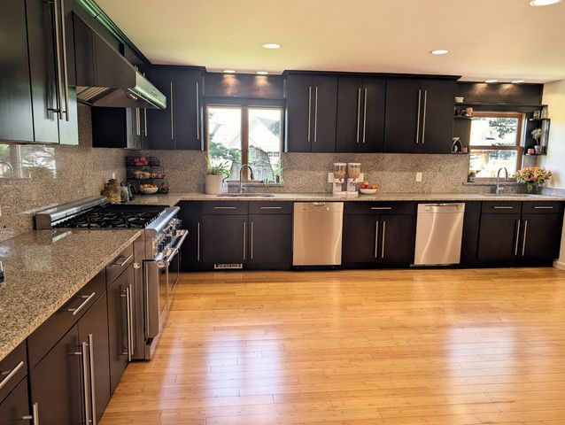 13310 N Red Coat Drive, Lemont, IL 60439