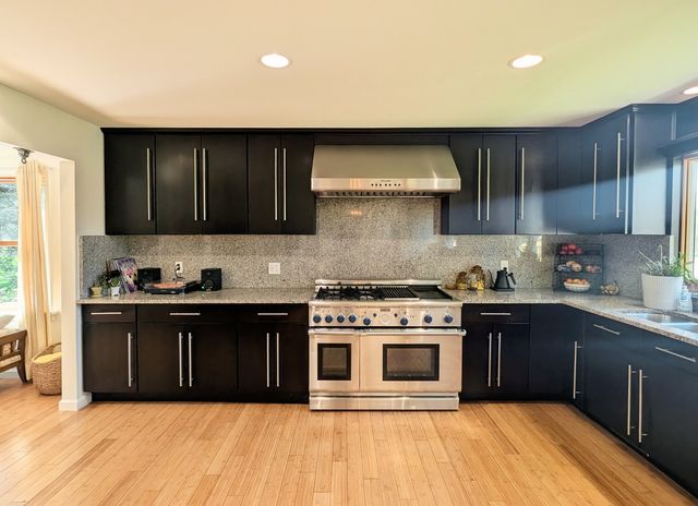 13310 N Red Coat Drive, Lemont, IL 60439