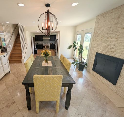 13310 N Red Coat Drive, Lemont, IL 60439