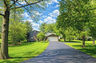 13310 N Red Coat Drive, Lemont, IL 60439