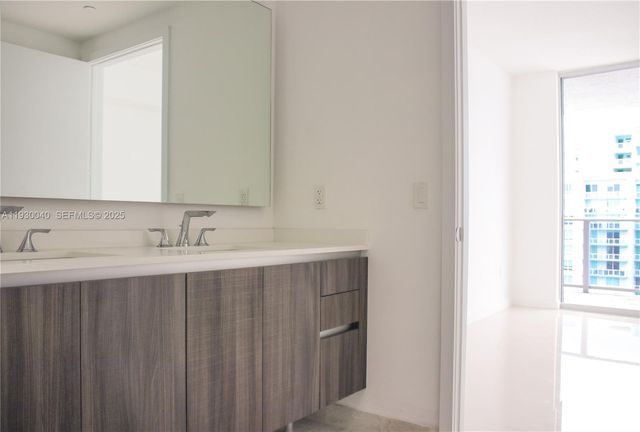 488 NE 18th St 4609, Miami, FL 33132