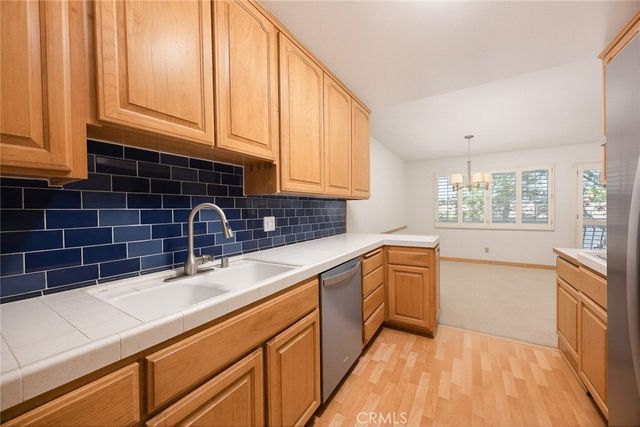 420 S Madison 213, Pasadena, CA 91101