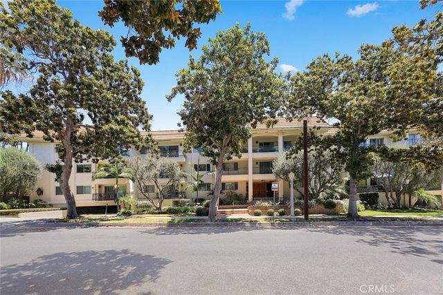 420 S Madison 213, Pasadena, CA 91101