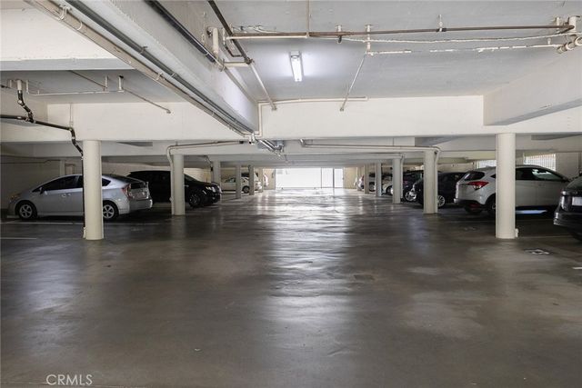 420 S Madison 213, Pasadena, CA 91101