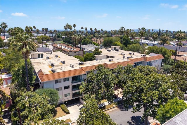 420 S Madison 213, Pasadena, CA 91101