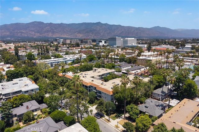 420 S Madison 213, Pasadena, CA 91101