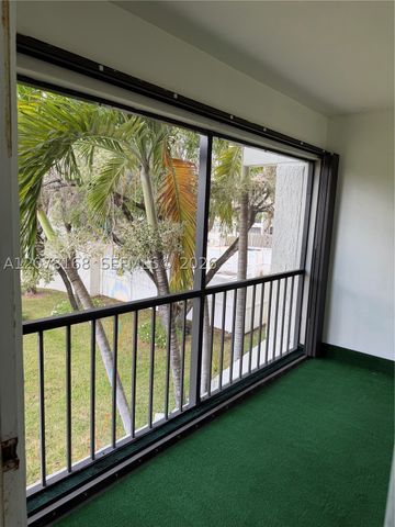 301 Racquet Club Rd 210, Weston, FL 33326