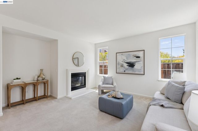 3609 Oakhurst Ct, Dublin, CA 94568