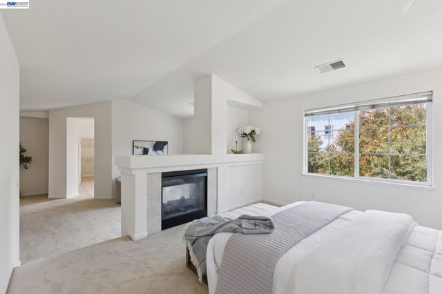 3609 Oakhurst Ct, Dublin, CA 94568