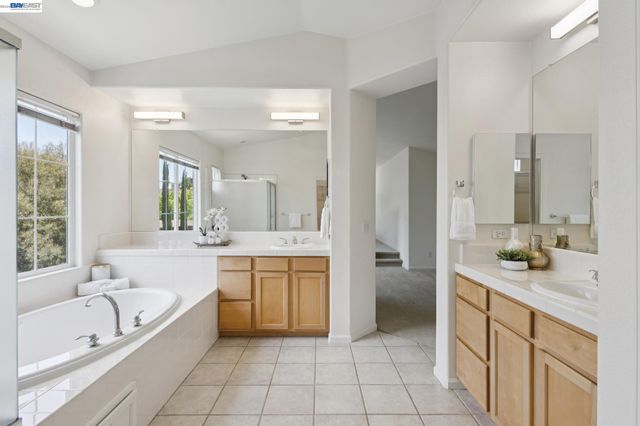 3609 Oakhurst Ct, Dublin, CA 94568