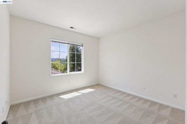 3609 Oakhurst Ct, Dublin, CA 94568