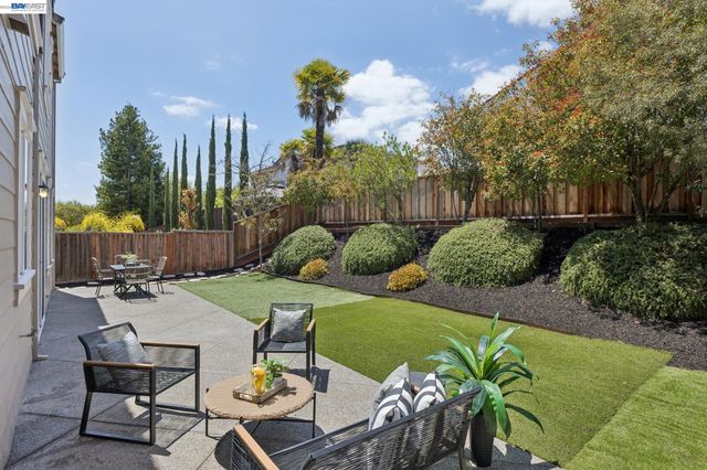 3609 Oakhurst Ct, Dublin, CA 94568