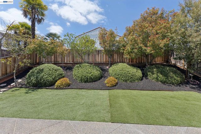 3609 Oakhurst Ct, Dublin, CA 94568