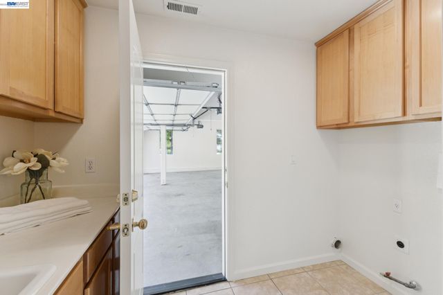 3609 Oakhurst Ct, Dublin, CA 94568