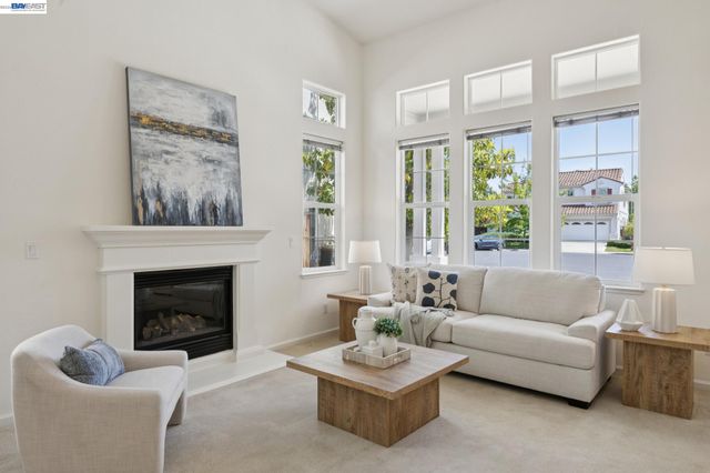 3609 Oakhurst Ct, Dublin, CA 94568