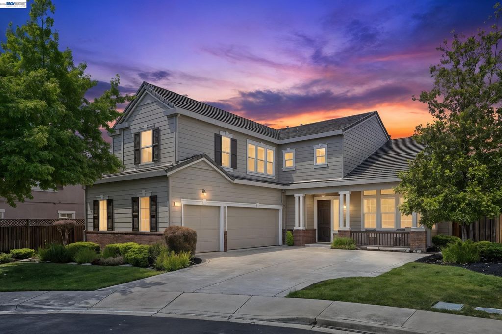 3609 Oakhurst Ct, Dublin, CA 94568