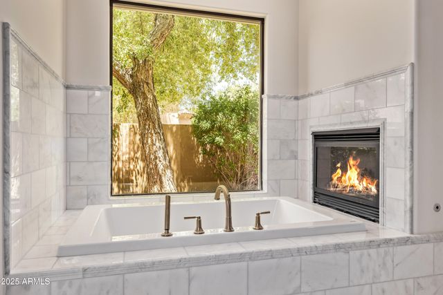 10877 E IRONWOOD Drive, Scottsdale, AZ 85259