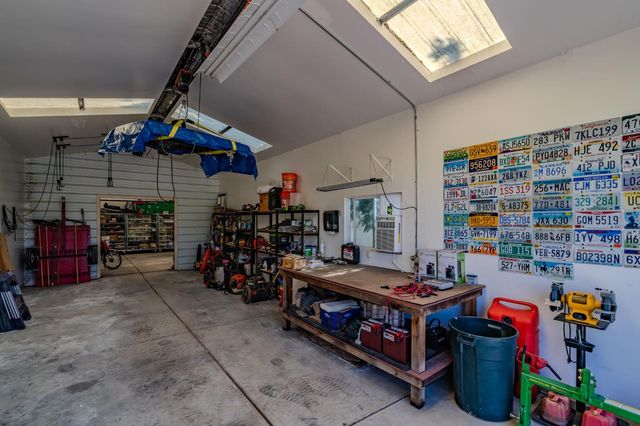 9069 Bader Rd, Elk Grove, CA 95624