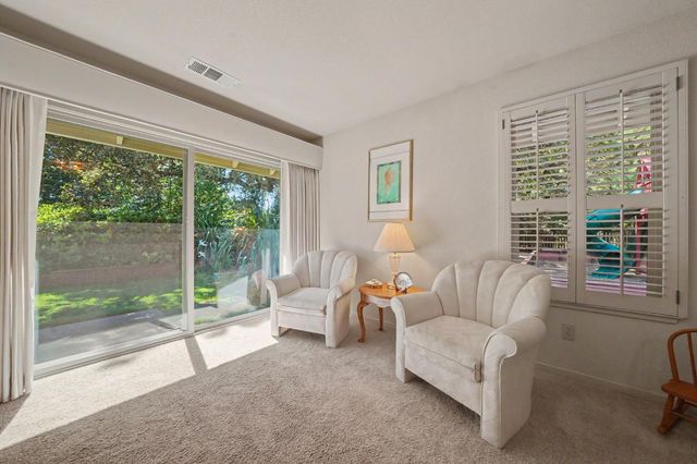 9069 Bader Rd, Elk Grove, CA 95624
