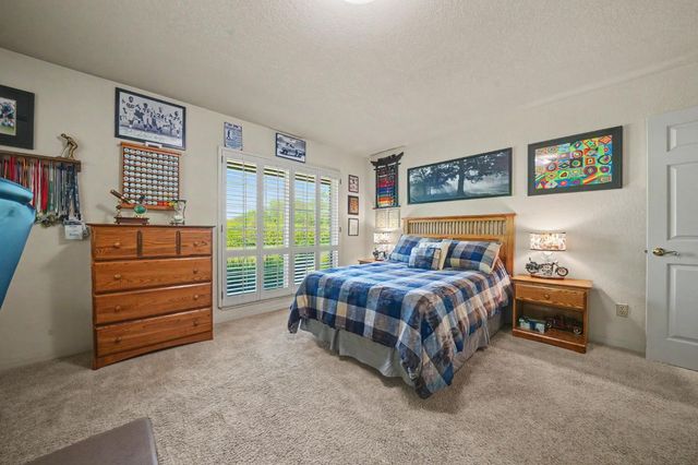 9069 Bader Rd, Elk Grove, CA 95624
