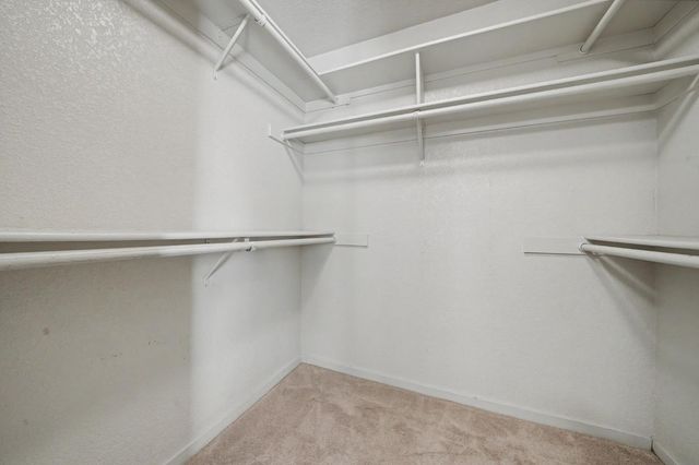 9069 Bader Rd, Elk Grove, CA 95624