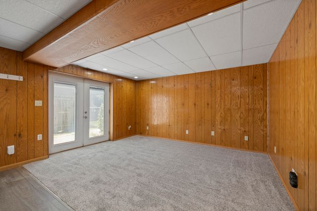 5834 S Iris Lane, Battlefield, MO 65619