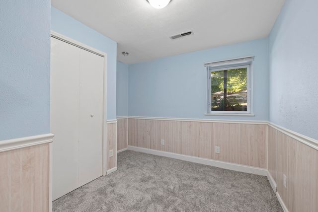 5834 S Iris Lane, Battlefield, MO 65619