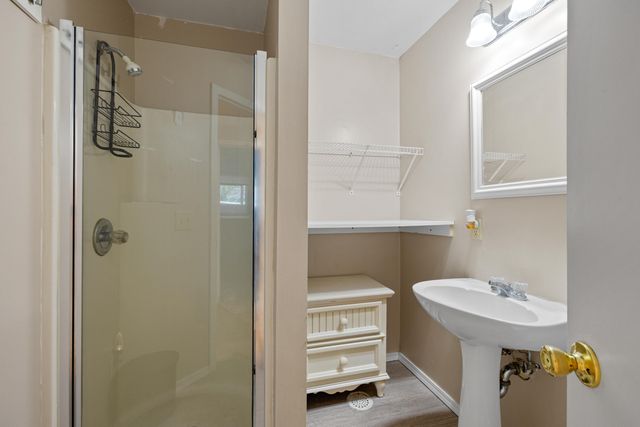 5834 S Iris Lane, Battlefield, MO 65619