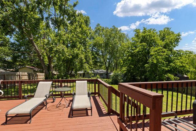 5834 S Iris Lane, Battlefield, MO 65619