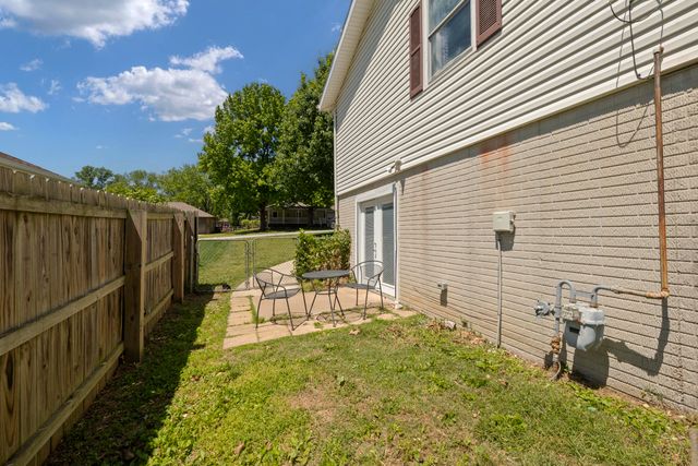 5834 S Iris Lane, Battlefield, MO 65619