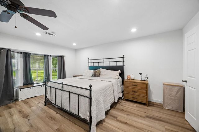 19197 Ramsey Road, Crosby, TX 77532