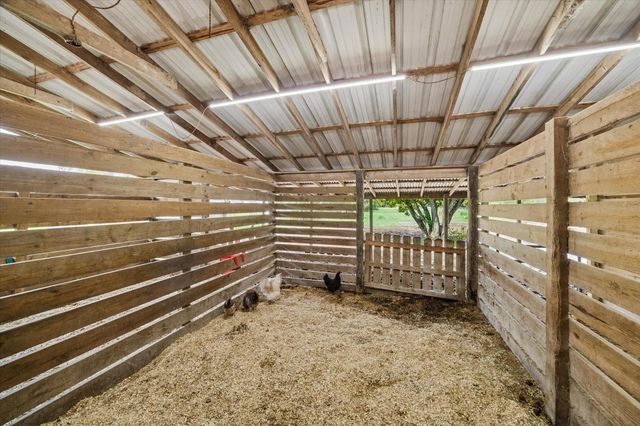 19197 Ramsey Road, Crosby, TX 77532