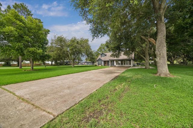 19197 Ramsey Road, Crosby, TX 77532