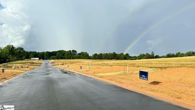 223 Gumwood Circle, Gaffney, SC 29341