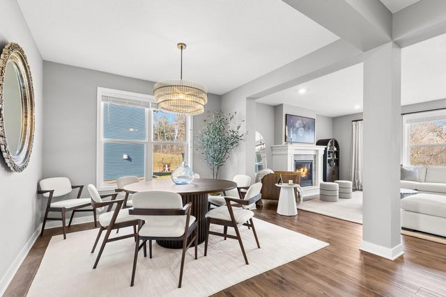 6373 Apple Court, Inver Grove Heights, MN 55077