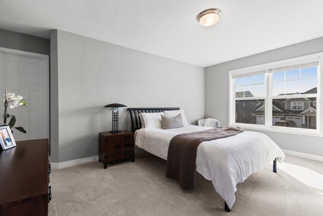 6373 Apple Court, Inver Grove Heights, MN 55077