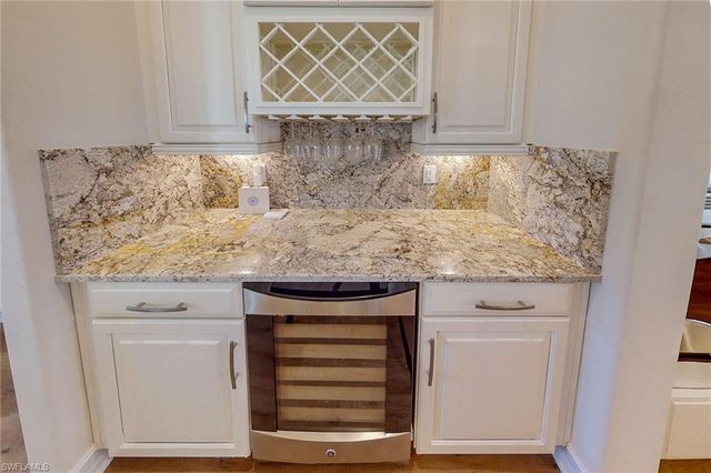 9327 Chiasso CT, Naples, FL 34114