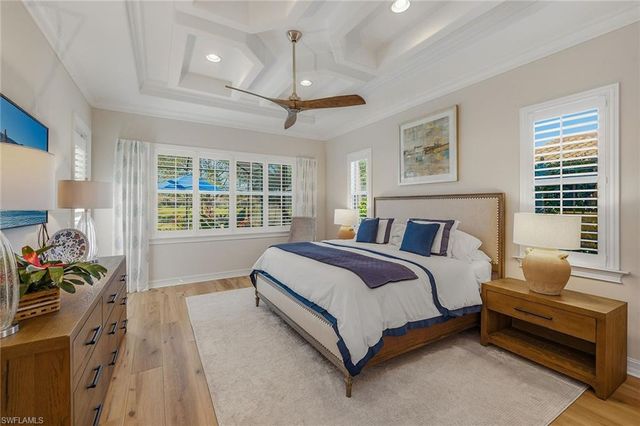 9327 Chiasso CT, Naples, FL 34114