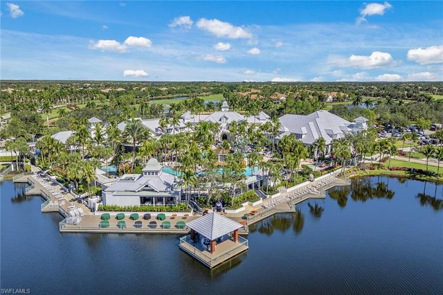 9327 Chiasso CT, Naples, FL 34114