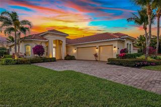 9327 Chiasso CT, Naples, FL 34114