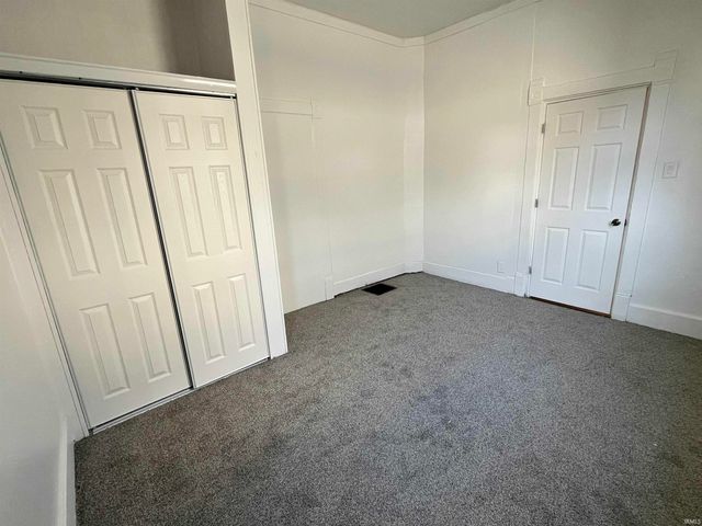 402 W Jefferson Avenue, Vincennes, IN 47591