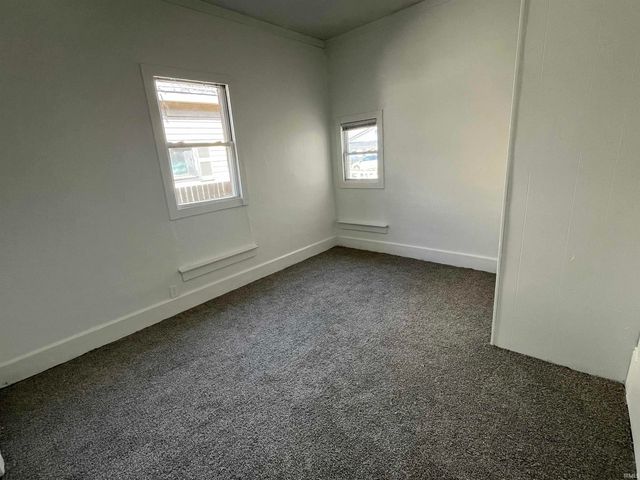 402 W Jefferson Avenue, Vincennes, IN 47591