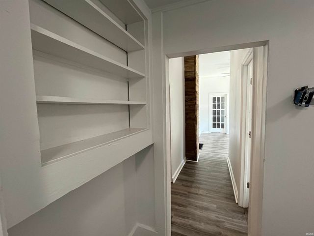 402 W Jefferson Avenue, Vincennes, IN 47591